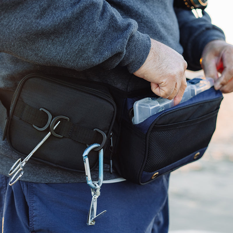 Ensenada Waist Tackle Bag w/Adjustable Waistband